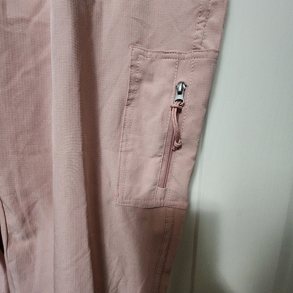 Avalanche Outdoor Hiking Quick Dry Capri Pant Size Small NWT - Picture 4 of 14